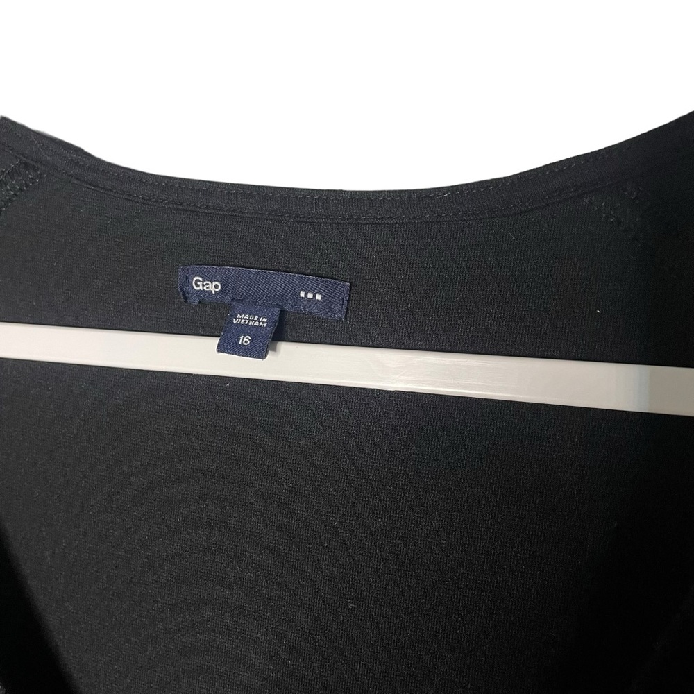 Black Day Dress by GAP - Picture 2 of 10